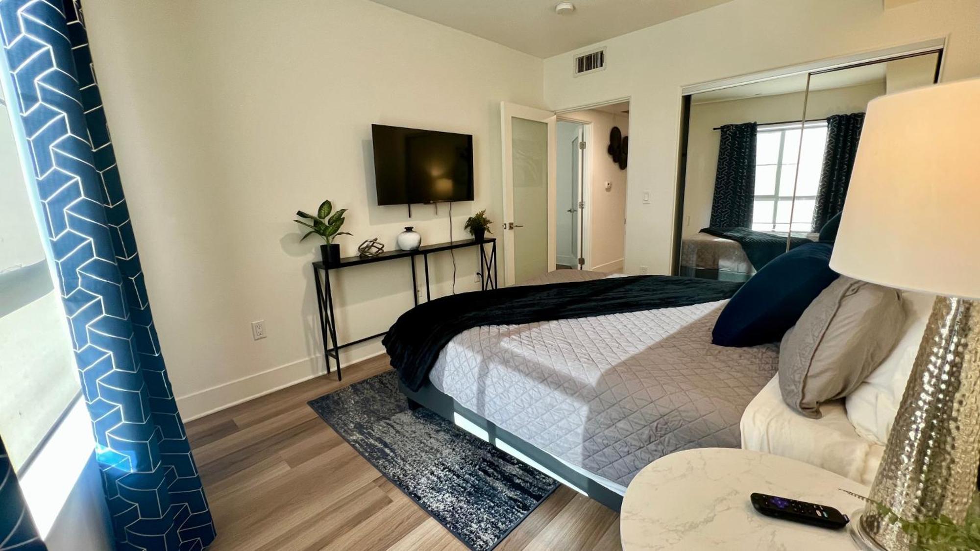 The Century City Cozy 3 Bedroom Apartment With Free Parking! Los Angeles Zewnętrze zdjęcie